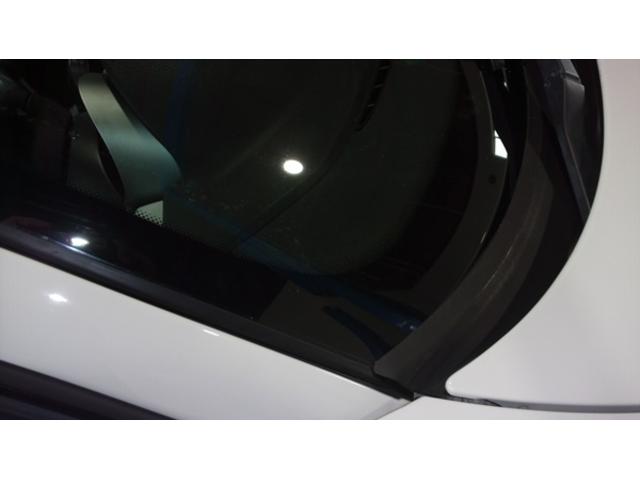 BMW Z4　ガラスモール交換　グリル取付
