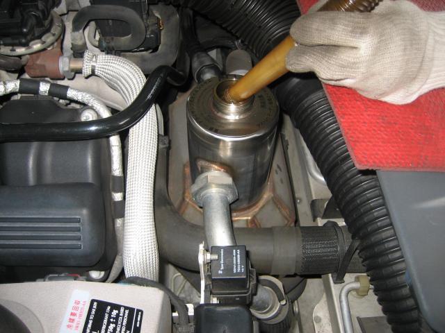 アストンマーチン V8 ヴァンテージ　エンジンオイル・フィルター交換 | 岐阜　岐南　各務原　関　愛知　名古屋　滋賀 彦根 三重 鈴鹿 富山 石川 金沢 京都 大阪 修理 整備