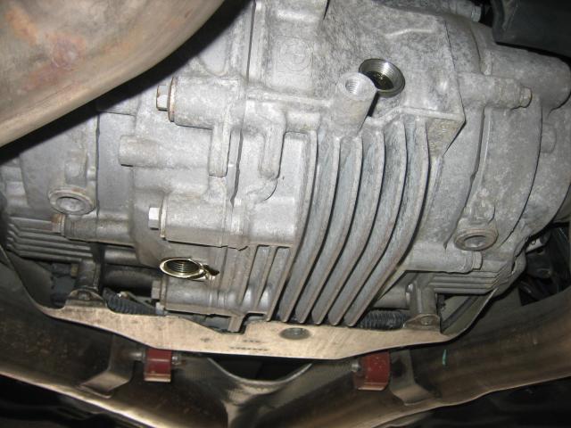 BMW X6 トランスファーオイル・フロント／リヤデフオイル交換｜岐阜　岐南　各務原　関　愛知　名古屋　滋賀 彦根 三重 鈴鹿 富山 石川 金沢 京都 大阪 修理 整備