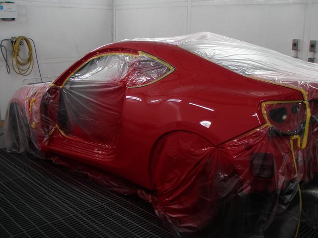 保険修理も対応！事故トラブルでお困りことはスタッフまでお気軽にご相談ください。