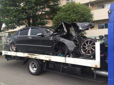 事故車引き上げます