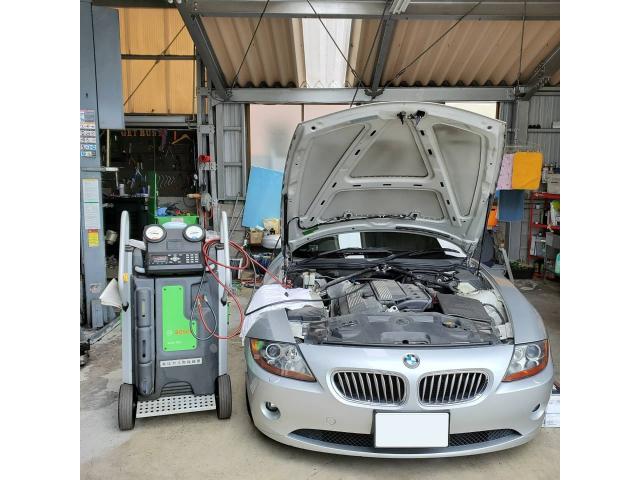 BMW E85 Z4 エアコンガスクリーニング