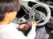 診断機で状態をチェックします