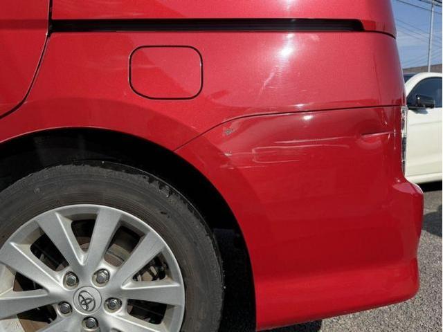 トヨタ　アイシス　板金・外装補修　塗装　ヘッドライト　くすみ除去　ベンツ　BMW　アウディ　マセラティ　ポルシェ　一宮市　稲沢市　北名古屋市　名古屋市　岩倉市　江南市　津島市　あま市　清須市