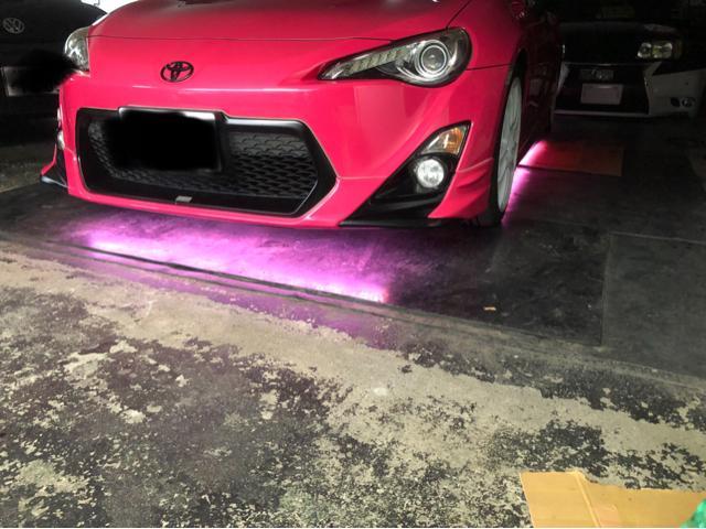トヨタ　86  アンダー　LED前後左右取り付けです