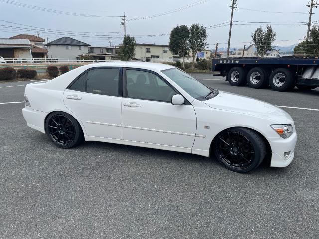 トヨタ　アルテッツァ　車検