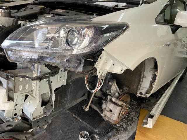 トヨタ　プリウス　キズ　修理　交換　車検等