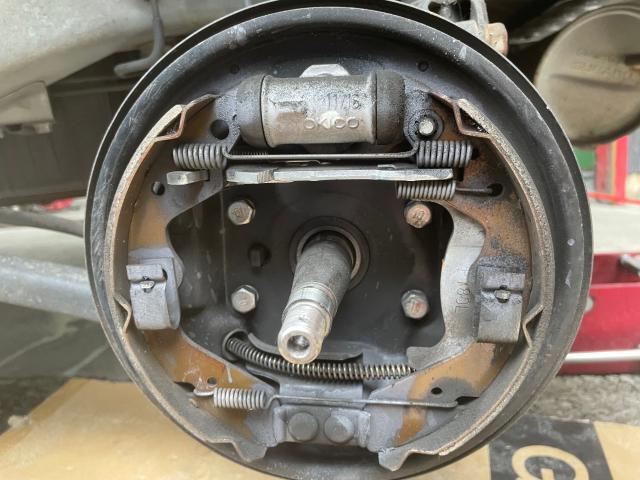 スバル　r２　フロントローター　リヤシュー交換