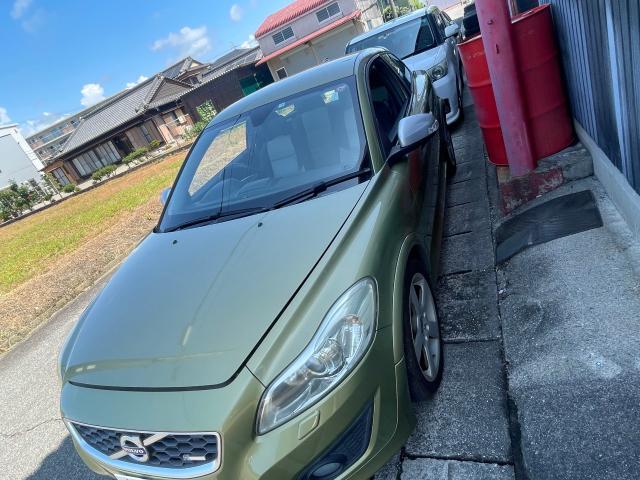 ボルボ　c30 エアコンガス補充　　　　　