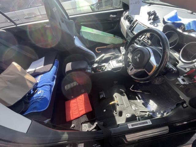 三菱　ランサー　内装品取付