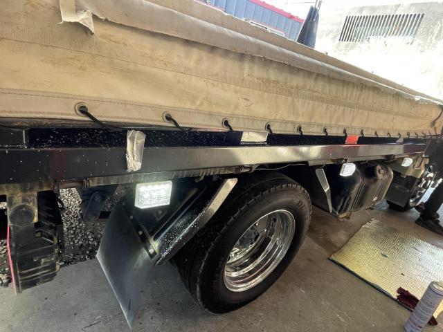 いすゞ　エルフトラック　外装品・エアロパーツ取付