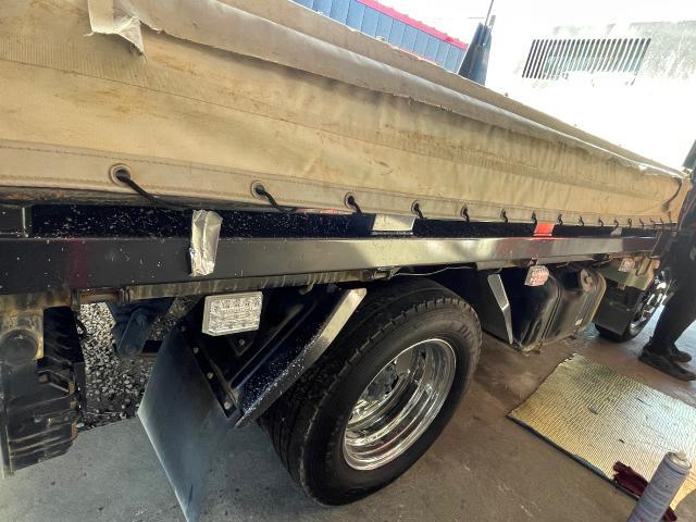 いすゞ　エルフトラック　外装品・エアロパーツ取付