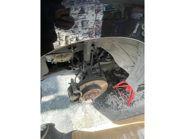 ホンダ　ステップワゴンスパーダ　修理　予約なし　飛び込み　即日対応。