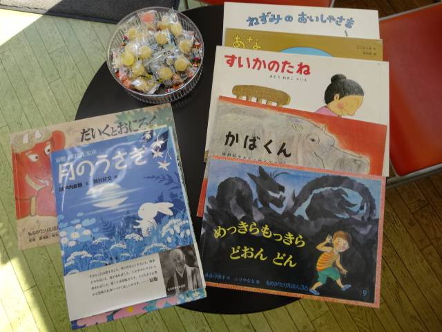 整備の待ち時間にお子様と絵本で楽しめます♪お子様連れの方にも安心してご利用いただけますよ♪