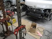 他社には負けない鈑金修理の設備・技術者が揃っています。