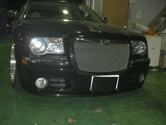 300C ｴｱバッグ警告灯点灯　愛知県　小牧市　アメ車の修理はワイエスオートサービス