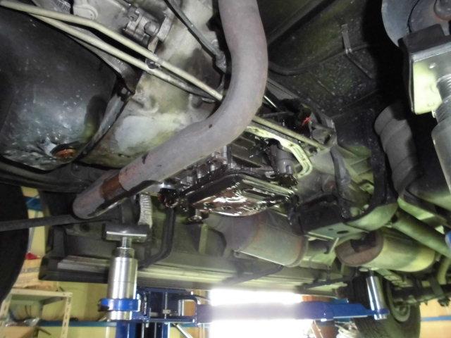 ダッジ　ラム　ATF漏れ　愛知県　小牧市　アメ車の修理はワイエスオートサービス