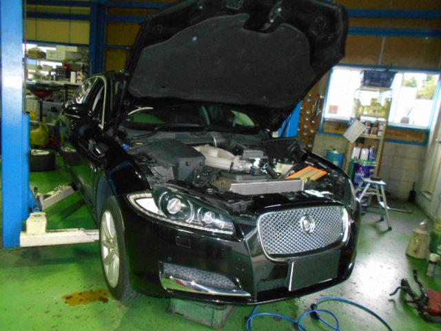 ジャガー　XF　車検　冷却水漏れ　LLC漏れ　愛知県　小牧市　輸入車の修理はワイエスオートサービス