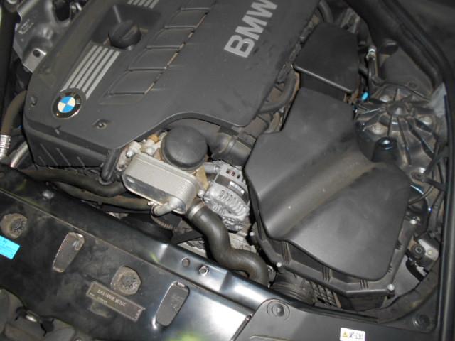 BMW　523　F11　バッテリーランプ　警告　点灯　愛知県　小牧市　輸入車の修理はワイエスオートサービス