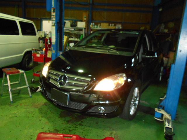 ベンツ　B180　W245　ドアミラーウィンカー不点灯　ハイフラ　愛知県　小牧市　輸入車の修理はワイエスオートサービス