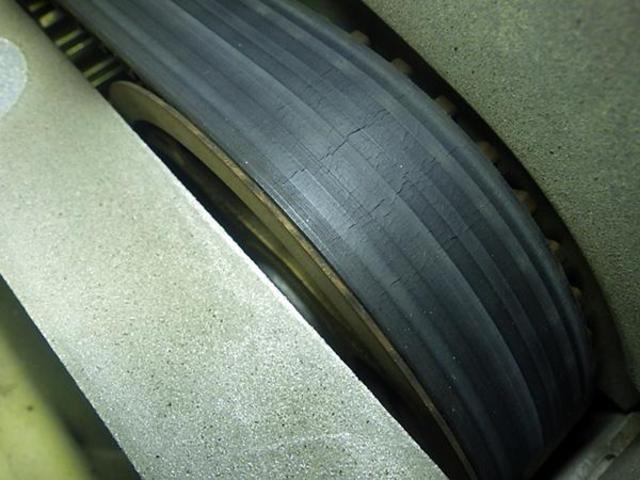 ルノー　カングー　タイミングベルト＆ウォーターポンプ交換