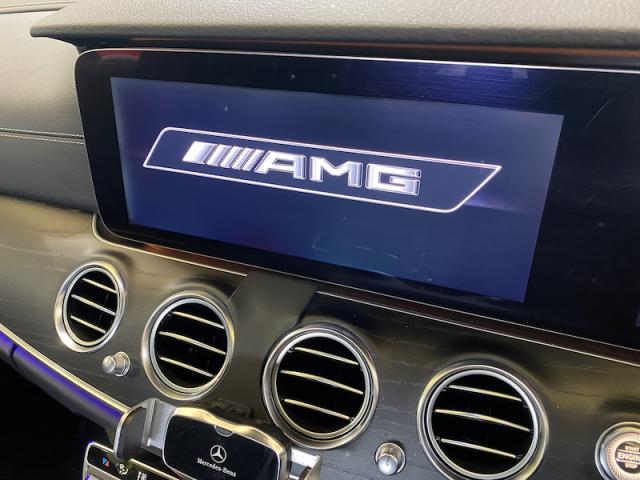 W213 ベンツ Eクラス イージーエントリーにシート退避機能を追加