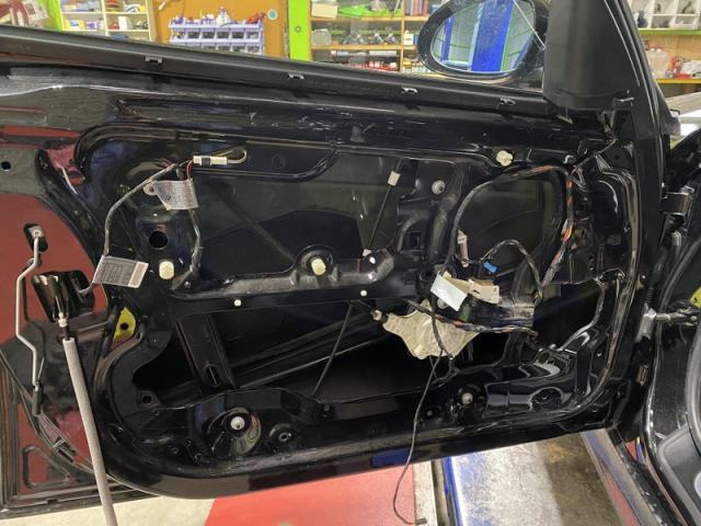 BMW E90 325I　／　ドアロック修理！　BMW修理　三重　津　松阪　多気　伊勢