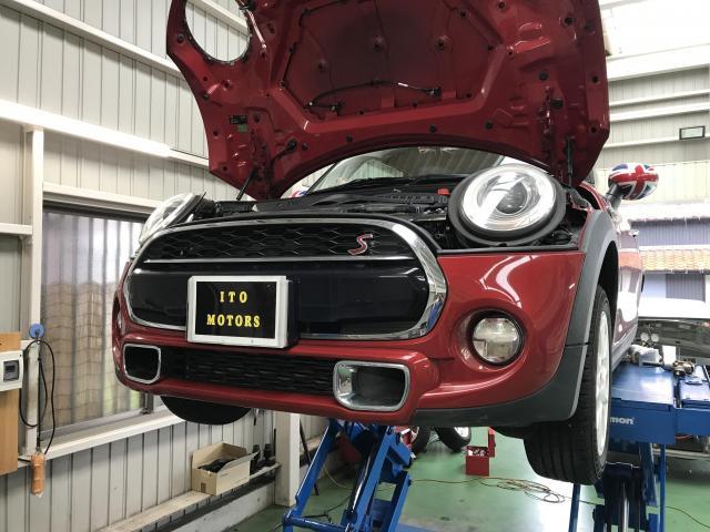 BMW・MINI(F56):リアダンパー構成部品交換|グーネットピット