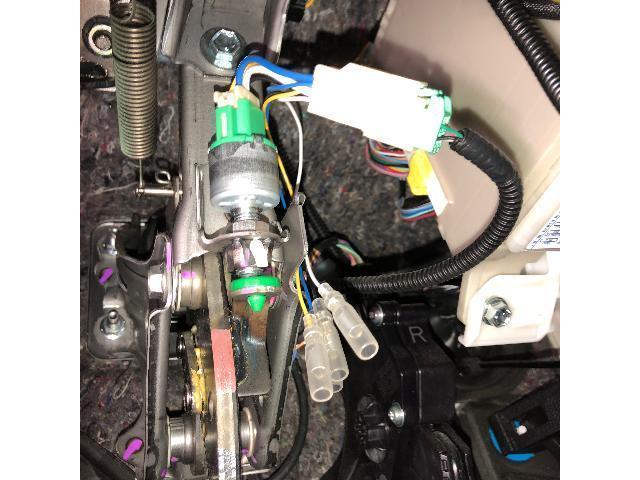岡崎　後付け安全運転支援装置　データシステム　アクセル見守り隊　デモ車　マークＸ