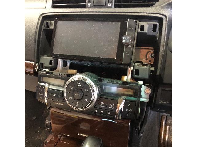 岡崎　後付け安全運転支援装置　データシステム　アクセル見守り隊　デモ車　マークＸ
