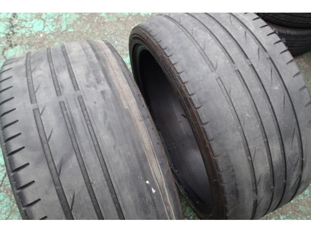 ステージア　M35　タイヤ交換 245/35R19