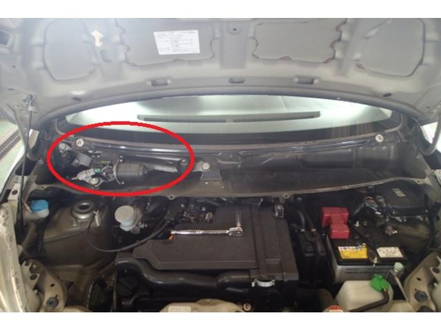 スズキ　アルト　リコール　フロントワイパーモータ交換