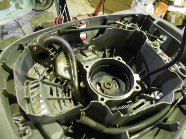 船外機修理 ホンダ2馬力船外機 BF2 クラッチオーバーホール 船外機修理 ホンダ2馬力船外機 BF2 クラッチオーバーホール