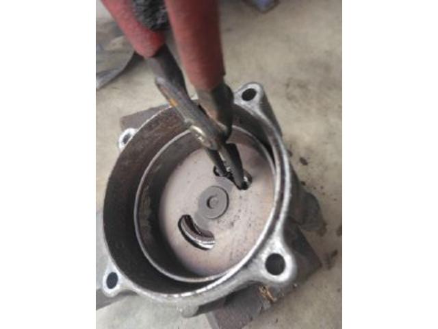 ホンダ２馬力船外機　ＢＺＢＦ　船外機不動修理　岡山県　鳥取県　兵庫県　津山市　岡山市　姫路市