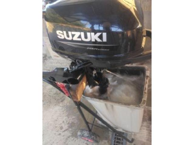 スズキ２馬力　船外機　ＤＦ２　愛知県　岐阜県　三重県　名古屋市　春日井市　一宮市