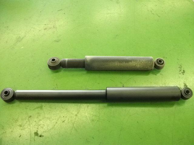 ミラジーノ　ショックアブソーバー交換