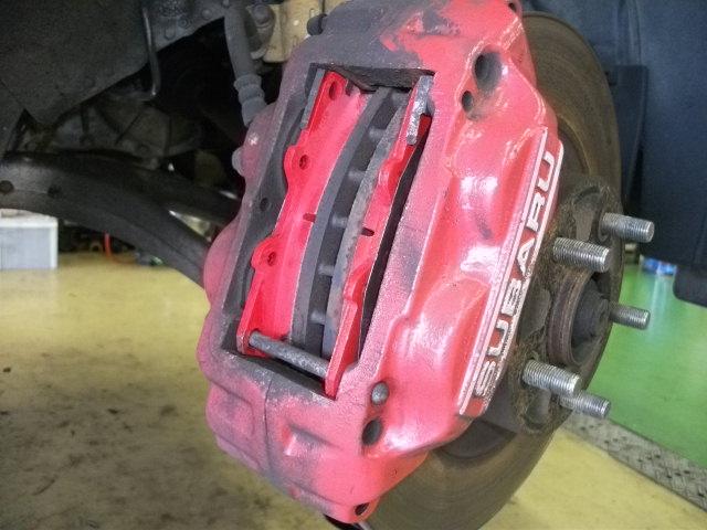 スバル　レガシィ　パット持ち込み交換