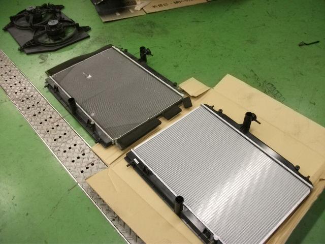 日産　セレナ　ラジエター交換