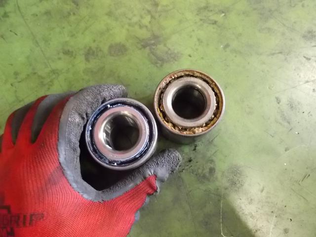 ワゴンRの車検を行い、ハブベアリングの交換を行いました。