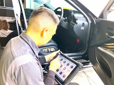 コンピュータ診断機を完備★