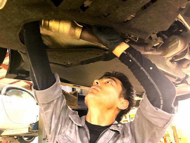 裏側まで詳細にチェックし・・・