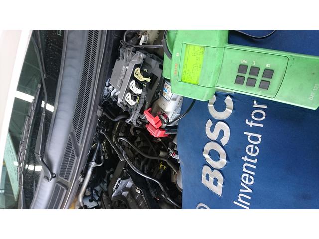 フォード・エコスポーツSUV　車検整備。