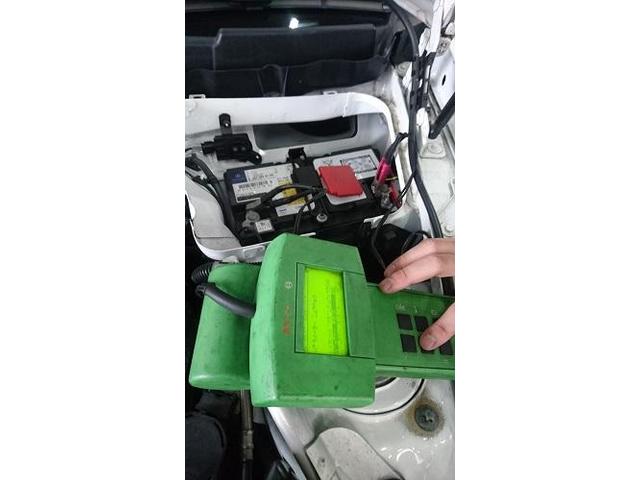 メルセデス・ベンツSLC　車検整備とお持込タイヤ交換作業