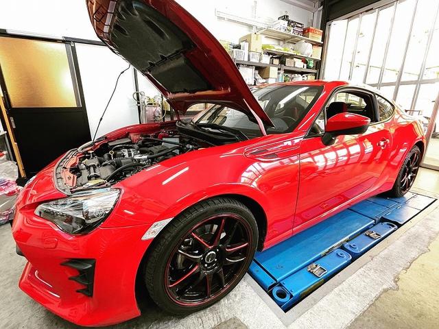 86サス交換　左ハンドル86　逆輸入86　TEINサス　86ローダウン　ダウンサス取付　名古屋市　緑区　持ち込みサス交換　スプリングコンプレッサー　ワイズ　港区　名東区　天白区　昭和区　peugeot　プジョー　トヨタ