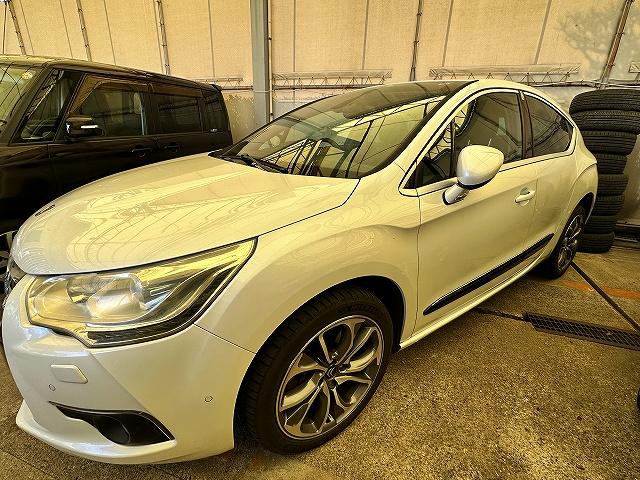 シトロエン DS4 ワイパーブレード左右交換 ワイパー交換 プジョーシトロエン 整備 修理 ワイパーゴム 名古屋市 緑区 ワイズカースペース Y'zCarSpace プジョーRCZ 308 3008 5008