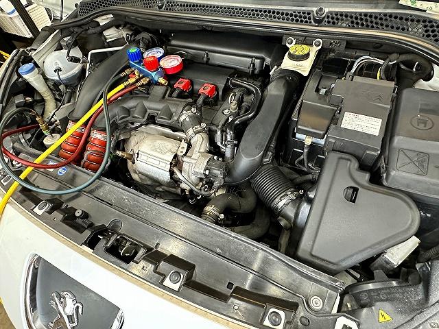 プジョー　RCZ　エアコンコンプレッサー交換　エアコン故障　エアコン効かない　エアコン異音　エアコン臭い　エアコン修理　シトロエンエアコン修理　名古屋市　Peugeot　ワイズカースペース　308　508　3008　C3　C4　DS3　DS