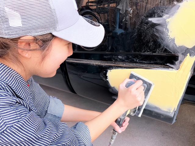 【工程５】研磨機でなめらかにしていきます