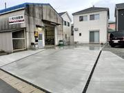 弊社は愛西倉庫を含めて第二倉庫・本社がございます。トータル４５０坪の敷地を保有しております。