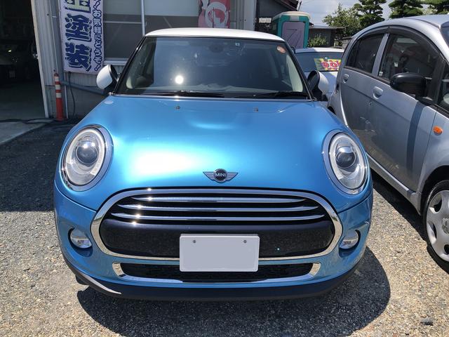 ＢＭＷ　ＭＩＮＩ　リアブレーキパッド交換