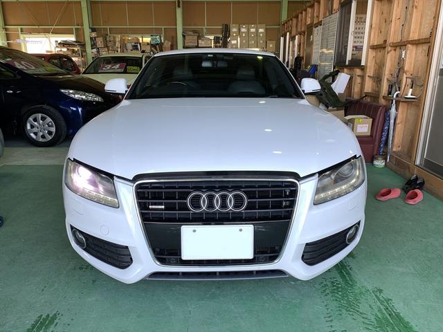 Audi　A5　ヘッドライト　バルブ交換  